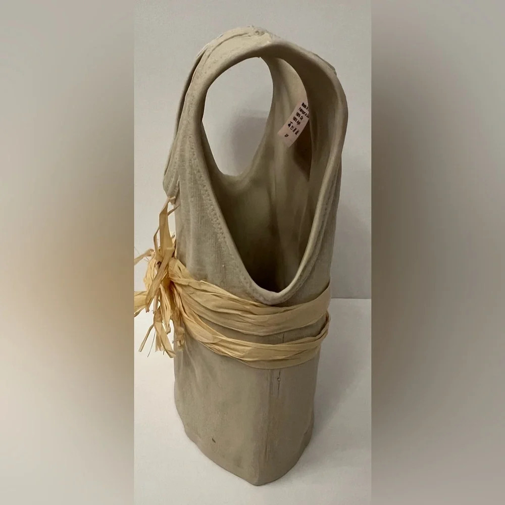 Vintage Michael Harvey tank top Pop Art Collectable Clay Vase - Picture 12 of 13
